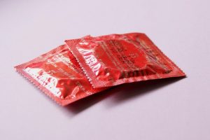 red-condoms-849407_640